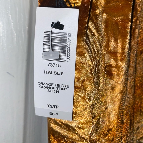 NWT💕 Wilfred Free Velvet Thong Bodysuit - Picture 2 of 4